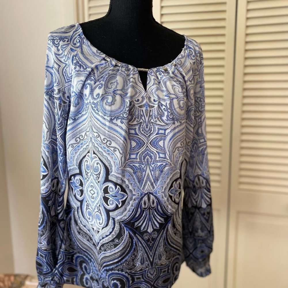 WHBM blouse in blue and white